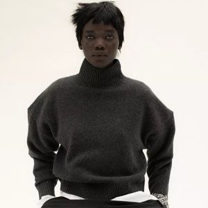 Zara grey wool turtleneck size medium